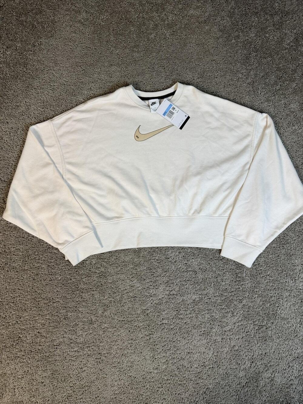 Nike Sweatshirt Womens M Light Bone Cropped Fleece Crew Sportswear Essentials